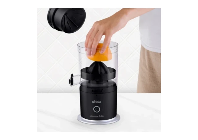 Cediljka za citruse Ufesa Squeeze&Go/punjivi/snaga 45W/crni
