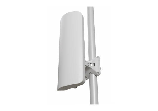 MikroTik L22UGS-5HaxD2HaxD-15S maNT ax 15s RouterOS L4 EU