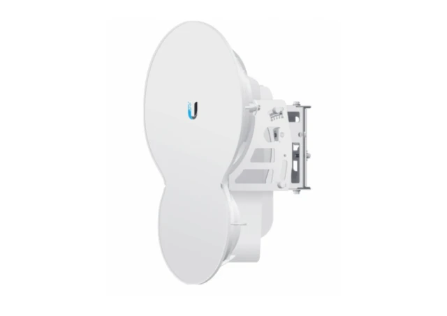 Ubiquiti airFiber 24GHz tačka u tačku