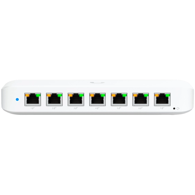 Ubiquiti USW-Ultra-60W Layer 2, 8-port GbE PoE switch: 7x GbE PoE+ output ports, GbE port with optional PoE++ input